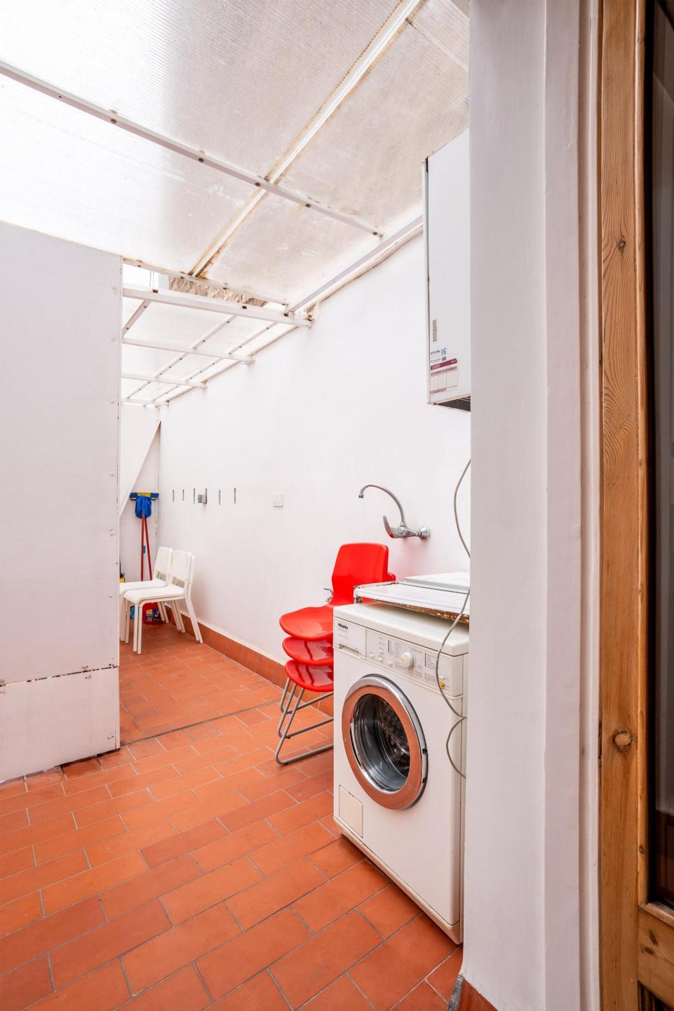 Apartment Huge And Modern 4 Bedroom Next To Paseo De Gracia *
