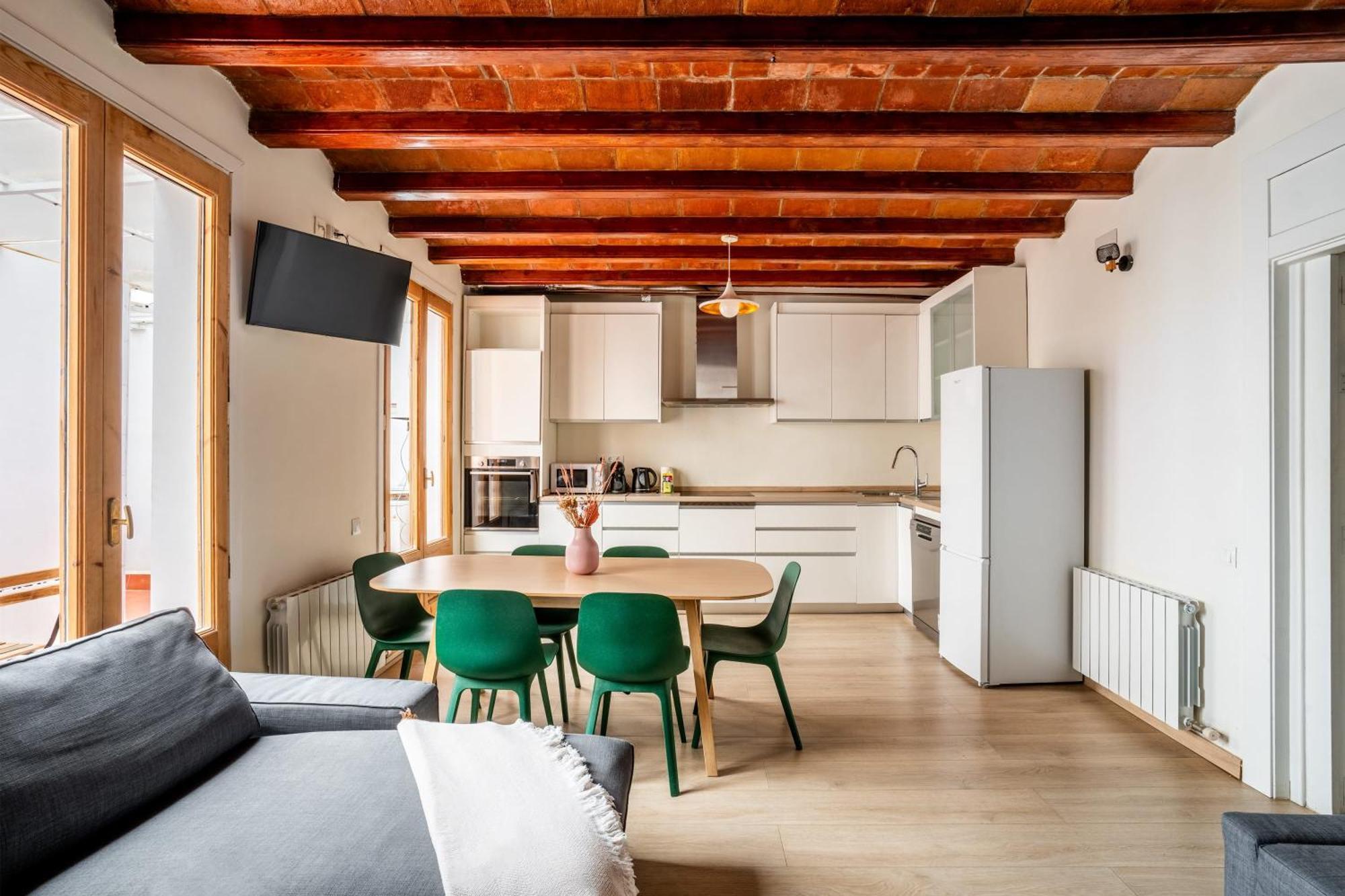 Huge And Modern 4 Bedroom Next To Paseo De Gracia Apartment